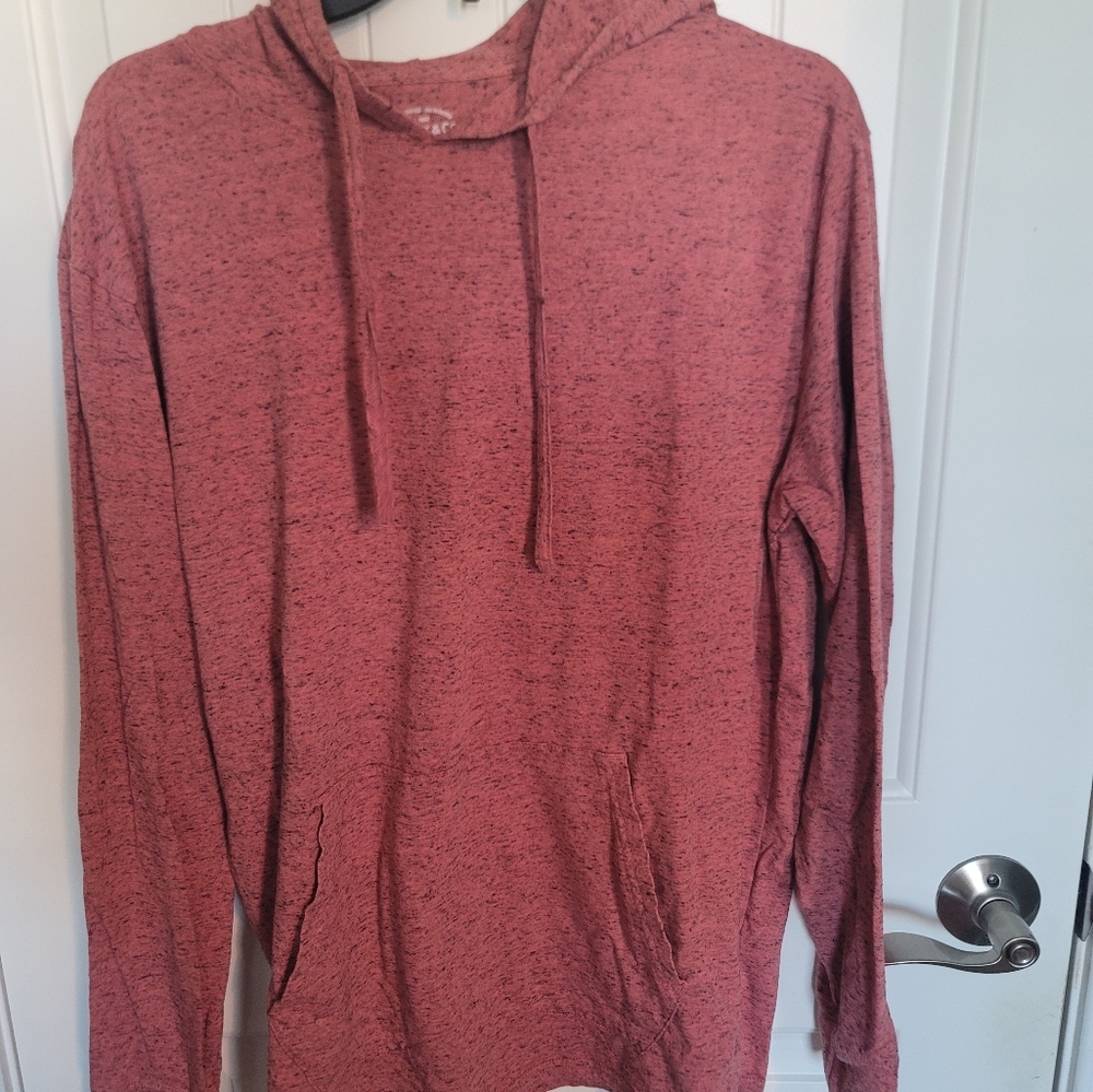 Roebuck and Co Hoodie Tee Shirt Red Black Mens Medium